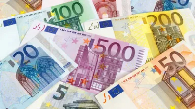 EUR